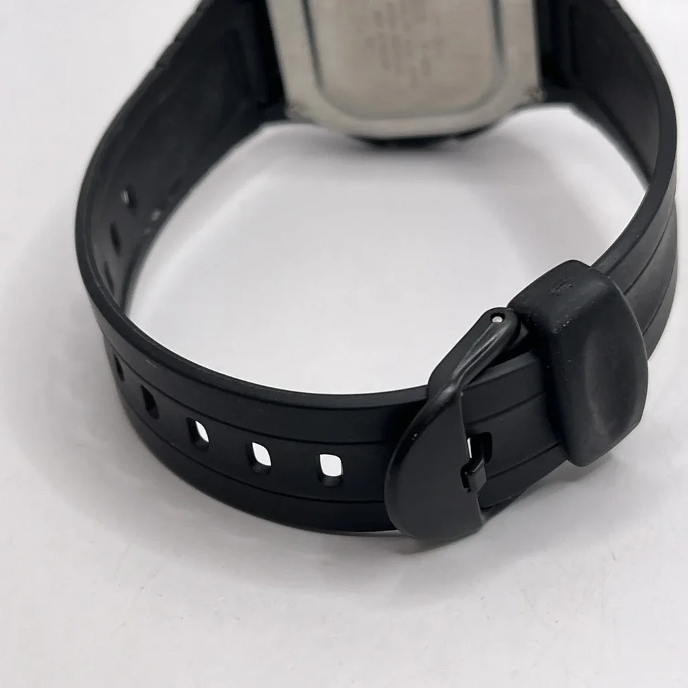 Casio F-200 Men's Black Resin Band Day‎ Date Indicator Watch 41MM- New Battery